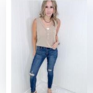 Judy BLUE jeans size 14W SculptedSass Mid-Rise tummy control skinny Jeans